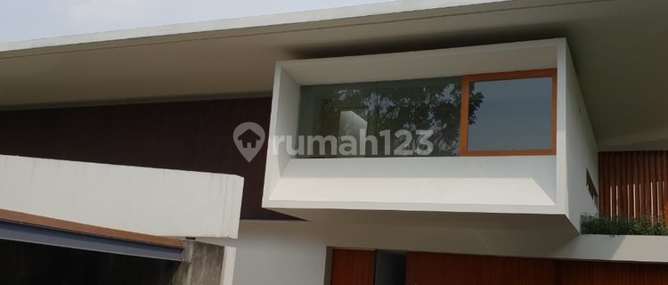Luxury Home Strategis Siap Huni di Gajahmungkur 1