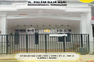 Beautiful, Strategic, Ready-to-Use House on Palem Raja Asri Street 1