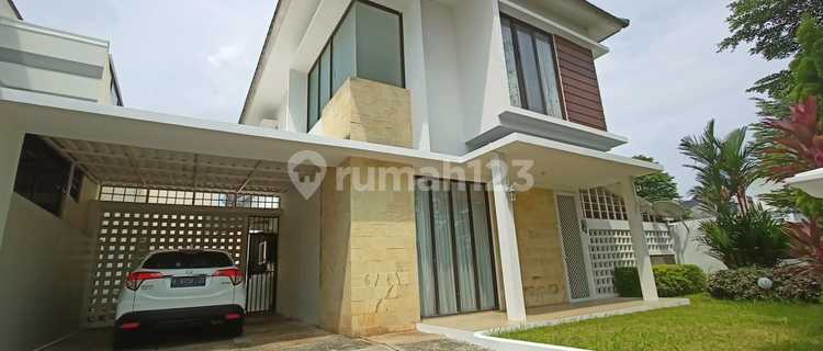 Rumah Strategis Bagus Taman Bunga Bsb City 1