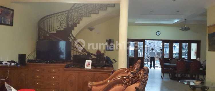 Disewakan Rumah - Jl. Sakura Raya, Taman Modern (013) 1