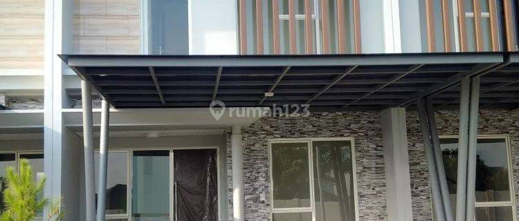 Dijual Rumah 2 Lantai Cluster Mississippi SHM , Jakarta Garden City 037 1