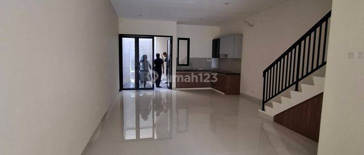 Rumah Baru Ready 2 Lantai  Di Metland Puri Tanggerang Banten 1