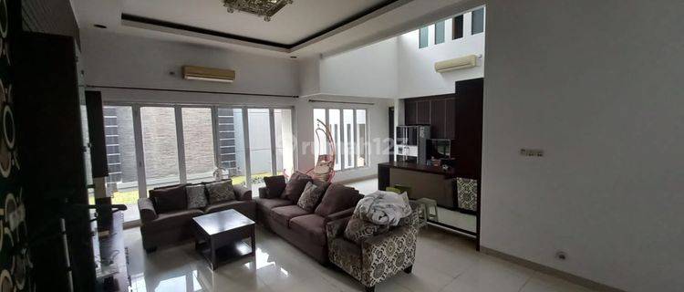 Disewakan Rumah Taman Telaga Golf Bsd 1