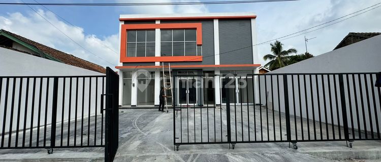 WTS Dijual Ruko Besar & Murah Di JL Pandeglang 1