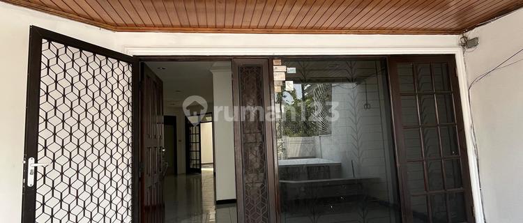 Disewakan Rumah Muara Karang Uk 10x20 2lt 4kt At Jakarta Utara 1