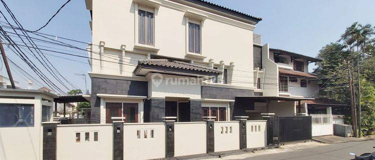 Dijual Rumah Semi Furnished Siap Huni di Cipete Jakarta Selatan 1