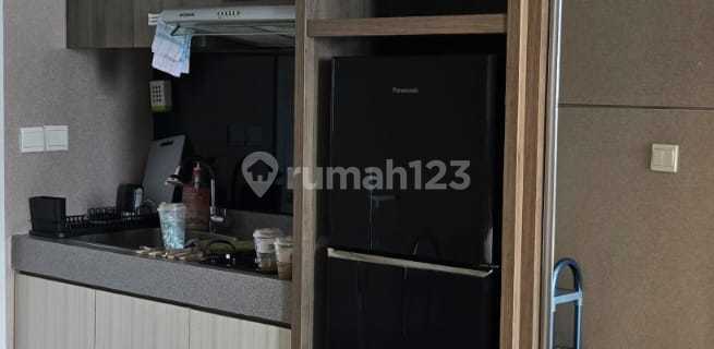 For rent fully furnished apartment in Paddington Alam Sutera, suitable for Binus University students. 1