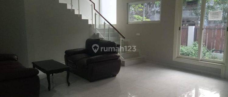 Dijual Cepat Rumah Rapi Siap Huni di Taman Surya 5 Jakarta Barat 1