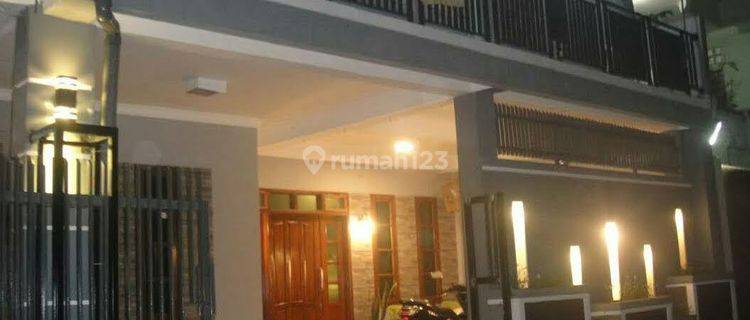 Rumah Kosan Aktif Income SHM  di Area Strategis Gatot Subroto  1