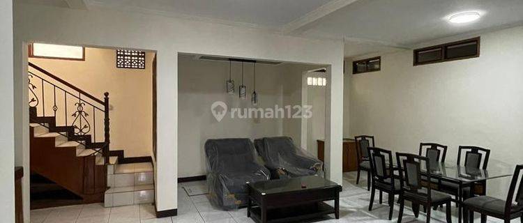 Jual Rumah 2 Lantai Bagus Siap Huni Sayap Buah Batu 1