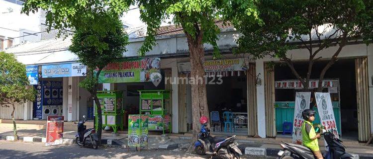 Dijual Rumah Pinggir Jalan Raya Tuban Lokasi Strategis Dengan 6 Ruko Di Bagian Depan Rumah Bisa Untuk Usaha 1