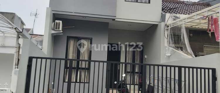 Rumah Minimalis Hadap Timur Dekat Akses Lrt 1