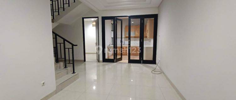 Dijual Rumah Di Bcs Baru Renovasi Kelapa Gading 1