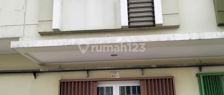 For Rent Neat Shop House Banjar Wijaya Suitable for Office Spacious Parking 1