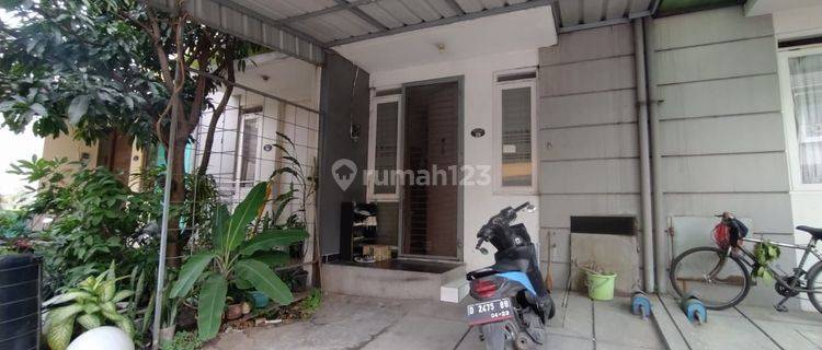 Rumah kecil tengah kota bandung istana di Istana Sudirman  1