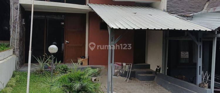 Dijual rumah murah di setraduta Bandung  1