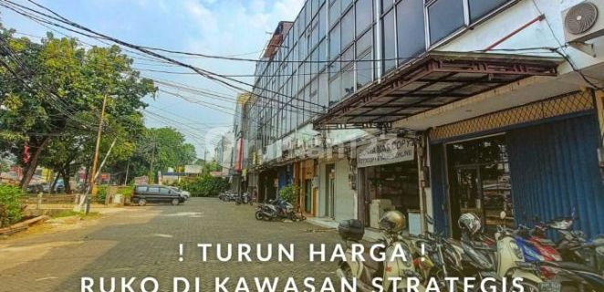 For Sale: Shophouse in Strategic Pancoran Area 1