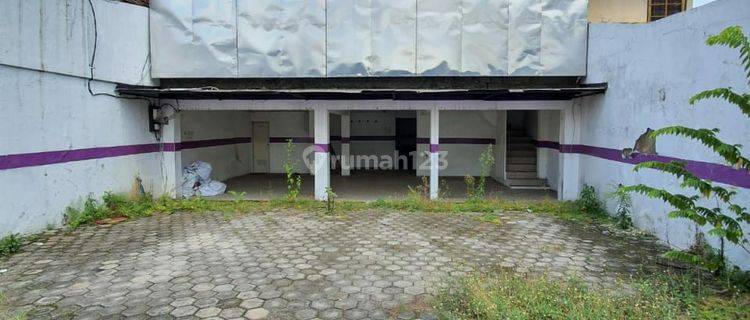 Ruko strategis bandung utara di Jln surapati 1
