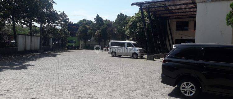 Sewa Gudang Strategis Dekat Kircon Jl. Soekarno Hatta, Bandung 1