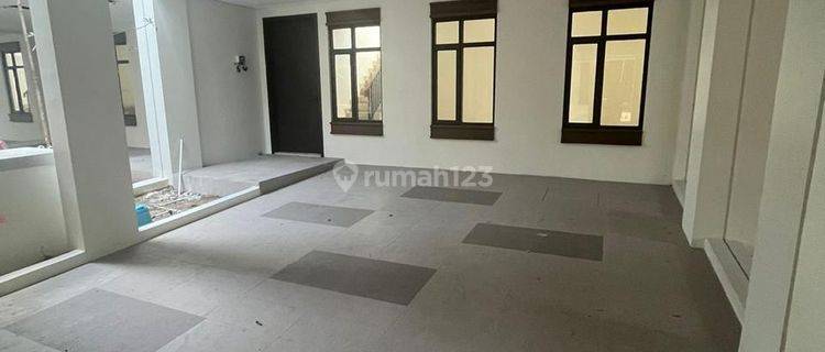 Disewakan Rumah di Lavon Daisan Tanggerang 7x11m 3+1BR 1