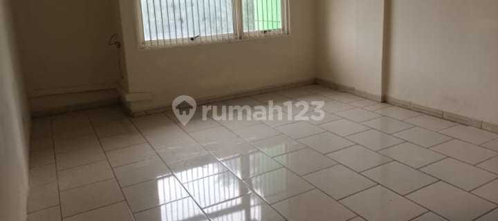 DIJUAL RUKO TAMAN SEMANAN INDAH 4x11m² 3 LANTAI 1