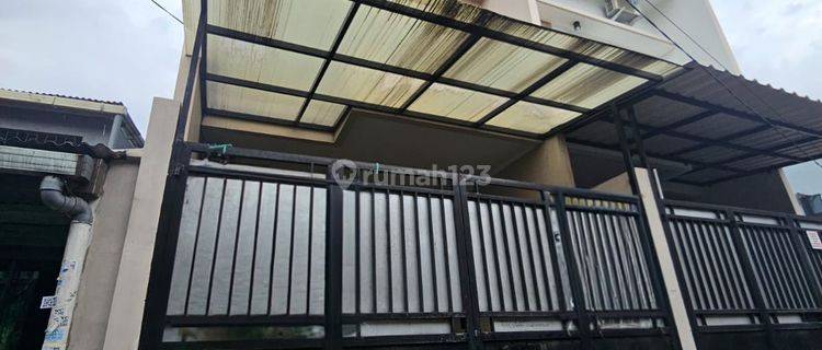 Dijual Rumah Jelambar Jakarta Barat HGB 4x8m 3BR 3 Lantai 1