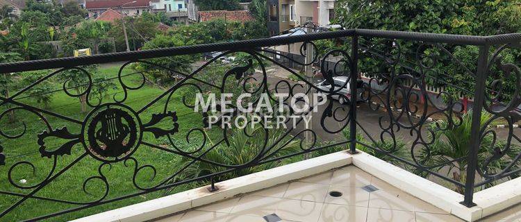 Rumah Mewah 3lt di Sektor 1e Gading Serpong Semi Furnished  1