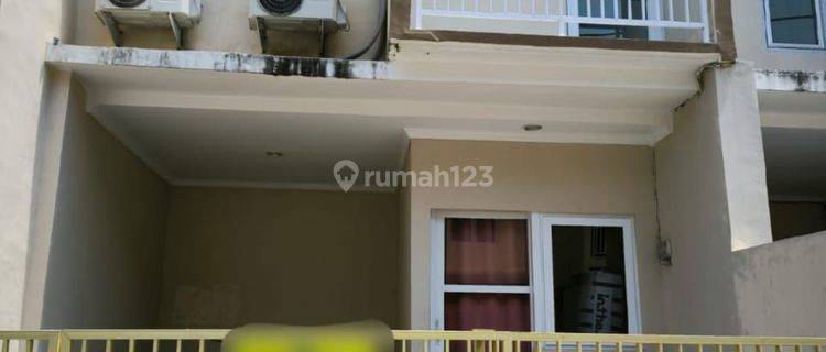 Rumah Minimalis 2 Lantai Nusa Dua 1