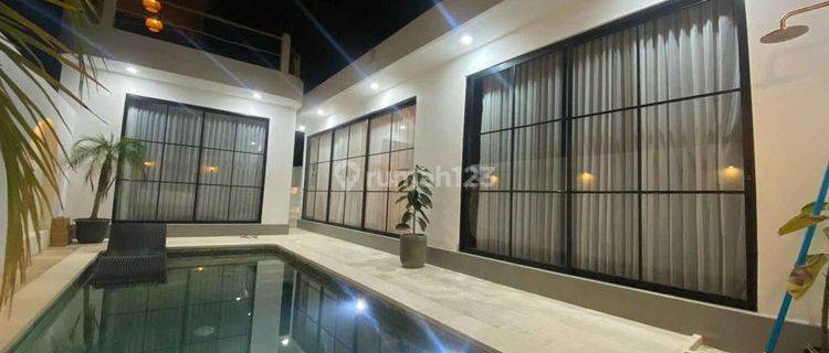 Brand New Mediteranian Style Villa Located In Tumbak Bayuh 1