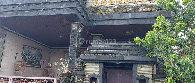 Dikontrak Rumah Tahunan Berlantai 2 Lokasi di Abianbase Badung 1