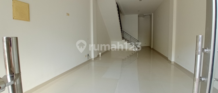 For Rent: Golf Island Rukan Facing Boulevard Size 4.5x15 1