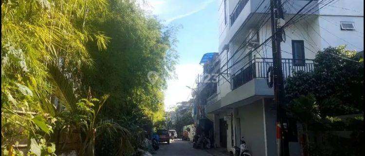 Dijual Rumah Hoek 3 Lantai Minimalis di Sunter Jaya Jakut 1