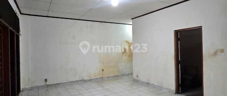 Rare Listing! Rumah Mewah Di Tulodong Bawah – Scbd Area! 1