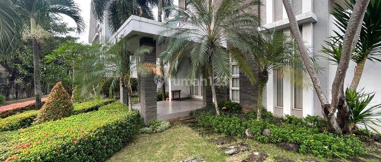 DISEWAKAN Rumah Hook 2 Lantai di di Residence One BSD Furnished 1