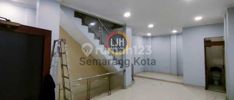 Ready-to-use shophouse on Kartini Street 1