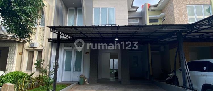 Disewakan Rumah 2 Lantai, Dalam Cluster Water Spring, Luas Tanah 160M2, Kamar 3+1, Full Furnished Hanya 2 Menit ke Mall Living World, Akses Langsung Tol Tambun Grand Wisata 1