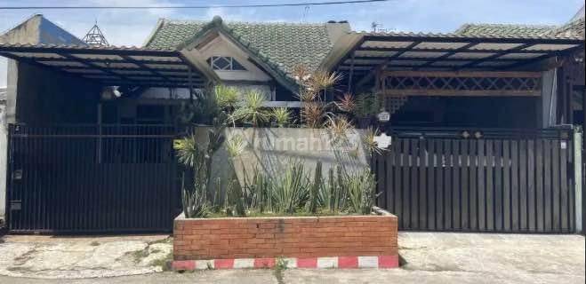 Dijual Rumah Di Jalan Anggrek Jababeka Raya  Siap Huni Luas 180m² 4kamar Cocok Dijadikan Kos Kosan Cikarang Bekasi 1