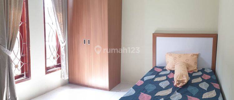 Dijual Ruko Tempat Usaha Dan Kost 8 Kamar Plus Kamar Mandi Dalam, Sangat Terawat Di Metland Cibitung 1