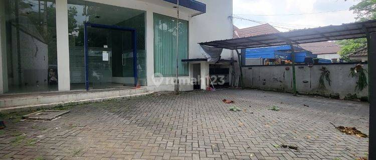 Disewakan Kantor Exlusive Siap Pakai Luas 240m2, 2,5 Lantai Parkiran Luas, Dari Sayap Riau, Kota Bandung 1