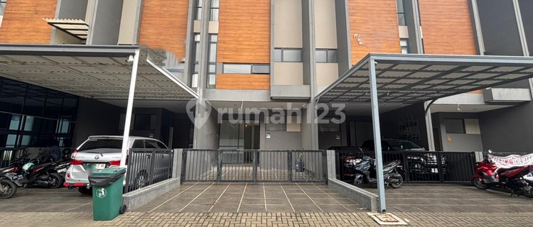 Translation: For Rent: 1-Story Shop House Garden House, Suitable for Use as an Office, Salon, Clinic, or Boutique, Grand Wisata Bekasi 1
