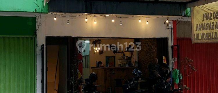 2-story shop house + basement. Ready to occupy in West Bogor. Land Certificate. 1