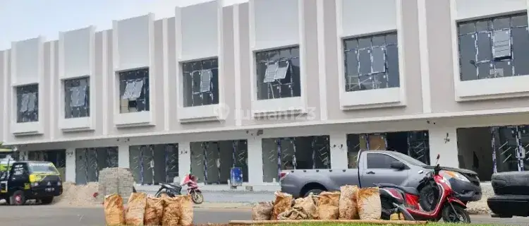 Anti Rugi Santa Anna, Monica Hadap Jalan Langsung Pasti Ramai 2LT 1