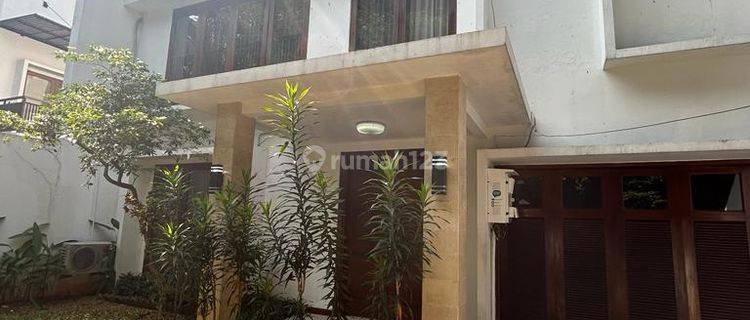 House For Rent Area Patra Kuningan  1