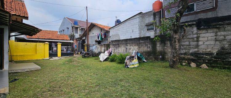 Dijual Rumah Hitung Tanah Cocok Utk Mini Cluster di Pondok Cabe 1