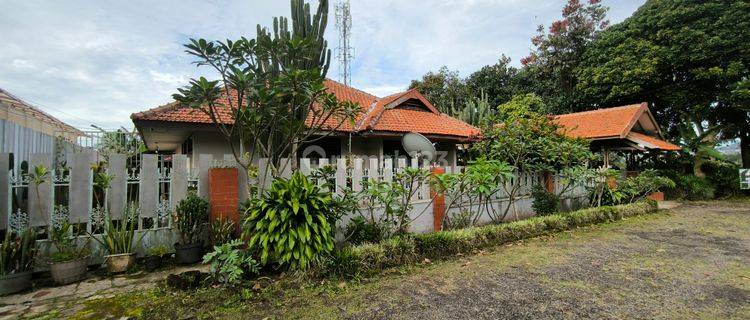 Rumah Villa Lembang View Gunung Asri Nyaman Furnished 1