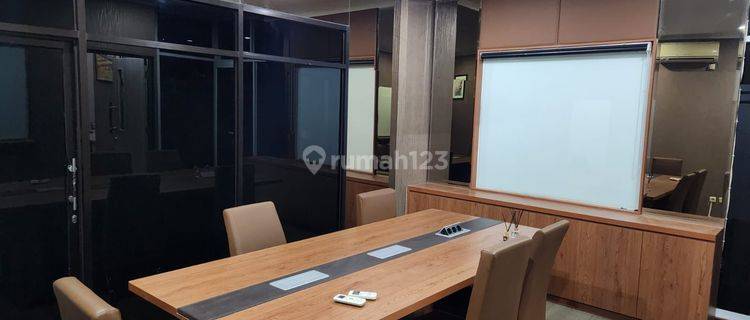 Dijual Cepat Ruko 2 Lantai Fully Furnished cocok untuk kantor (Interior dan furniture bagus) 90 m Bagus Ruko 1