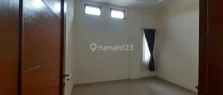 rumah nyaman 3 lantai di pajajaran strategis 1