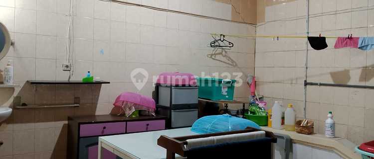 comfortable minimalist house located in sumber sari 1