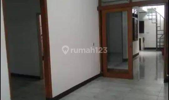 Rumah Asri Siap Huni Strategis di Kembar Mas Sayap Bkr 1