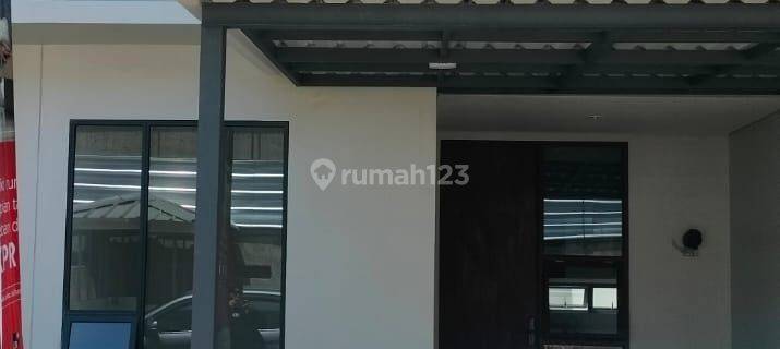 Rumah Minimalis Modern Dua Lantai Dalam Cluster One Gate Antapani Bandung 1